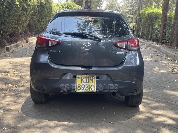 Mazda Demio 2016 Gray