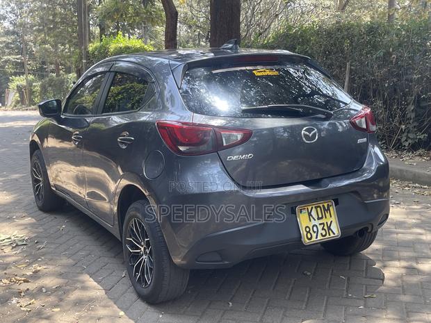 Mazda Demio 2016 Gray
