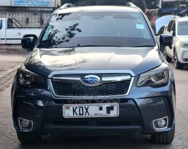 Subaru Forester 2018 Gray