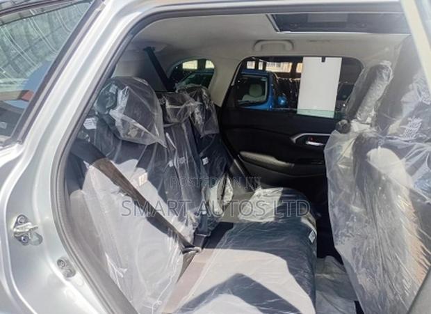 Toyota Urban Cruiser 2025 Silver