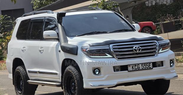 Toyota Land Cruiser Prado 2008 White