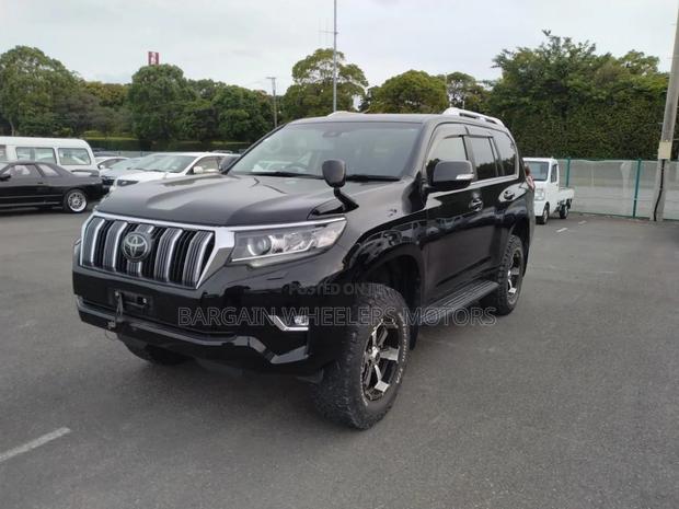 Toyota Land Cruiser Prado 2021 Black