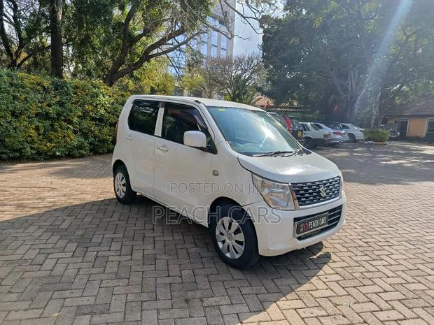 Suzuki Wagon R 2015 White