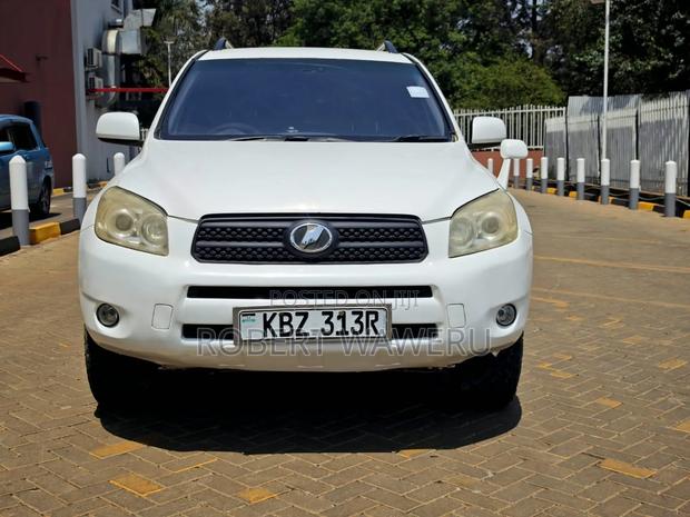 Toyota RAV4 2007 White