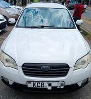 Subaru Outback 2010 White for sale
