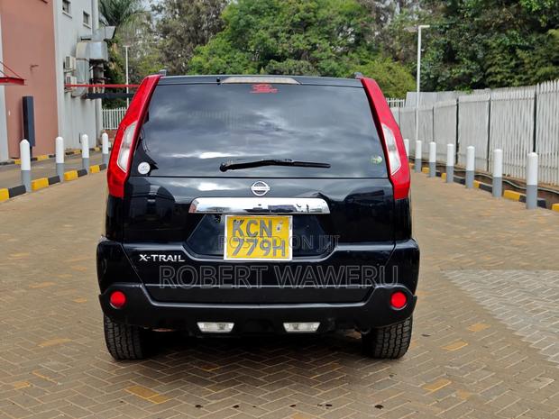 Nissan X-Trail 2010 Black