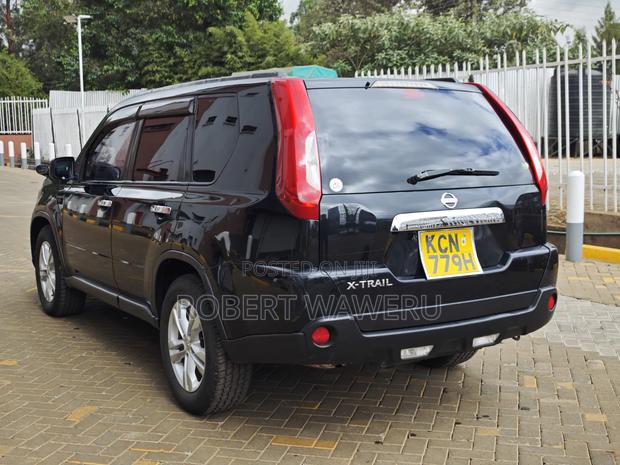 Nissan X-Trail 2010 Black