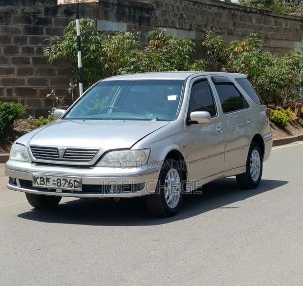 Toyota Vista 2003 Beige