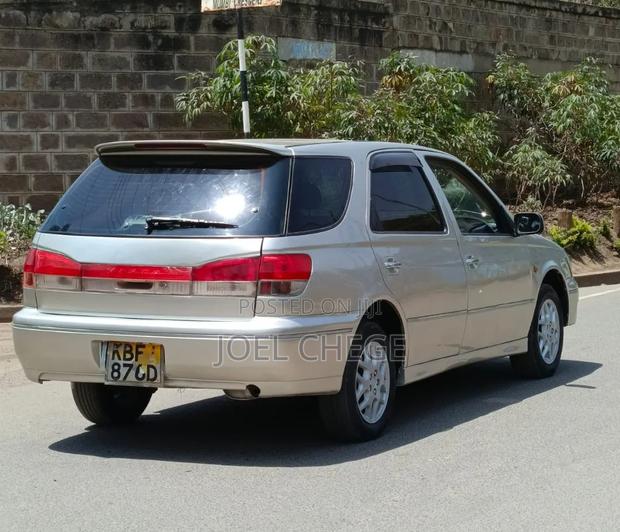 Toyota Vista 2003 Beige