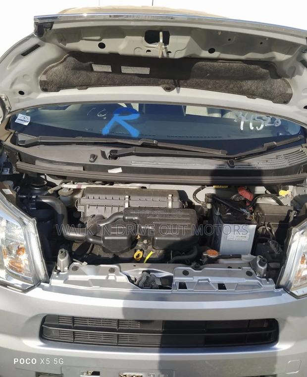 Daihatsu Move 2019 Silver