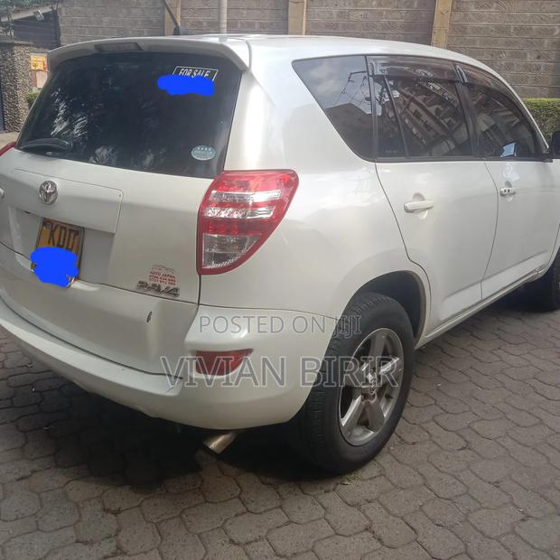 Toyota RAV4 2014 White