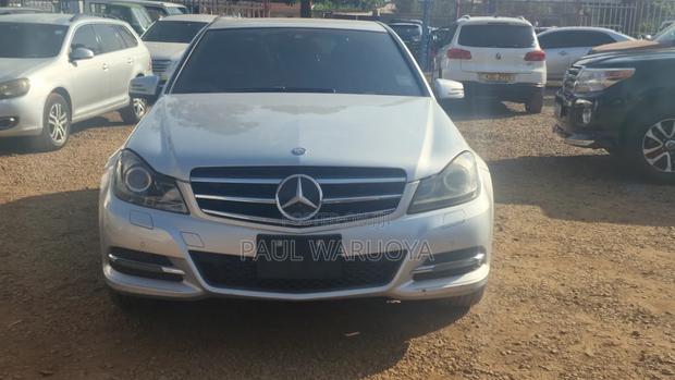 Mercedes-Benz C200 2012 Silver