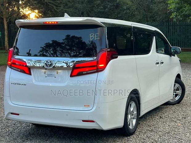 Toyota Alphard 2.5 Petrol FWD 2019 Pearl
