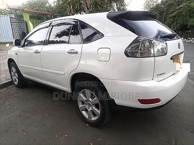 Toyota Harrier 2009 White