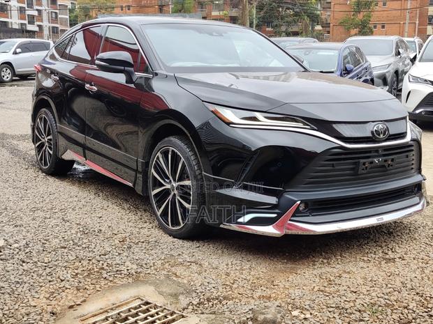 Toyota Harrier 2.0 2020 Black