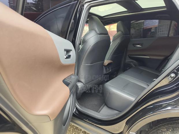 Toyota Harrier 2.0 2020 Black