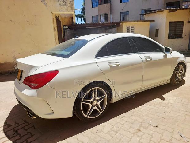 Mercedes-Benz GLA-Class 2016 Pearl