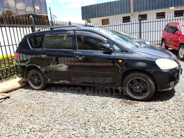 Toyota Ipsum 2003 Black