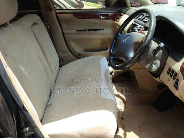 Toyota Ipsum 2003 Black