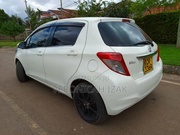 Toyota Vitz 2011 White