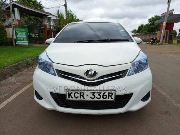 Toyota Vitz 2011 White