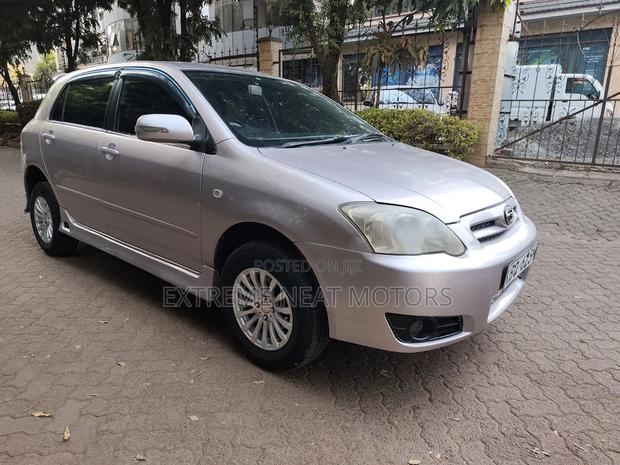 Toyota Corolla RunX 1.5 X FWD 2005 Pink