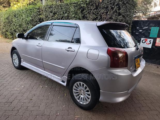 Toyota Corolla RunX 1.5 X FWD 2005 Pink