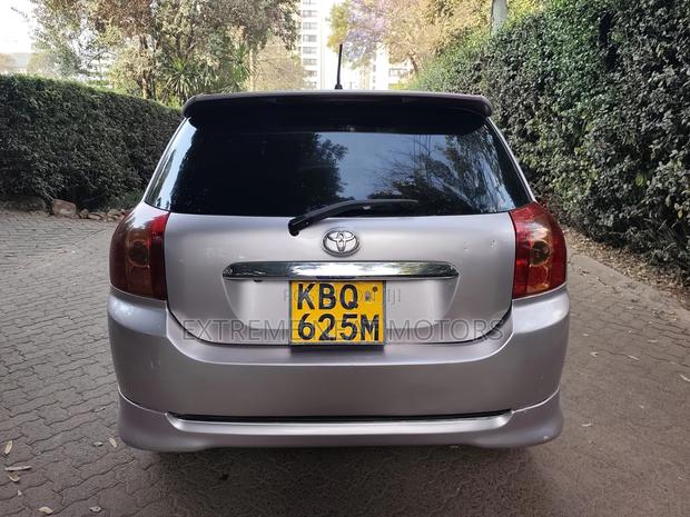 Toyota Corolla RunX 1.5 X FWD 2005 Pink
