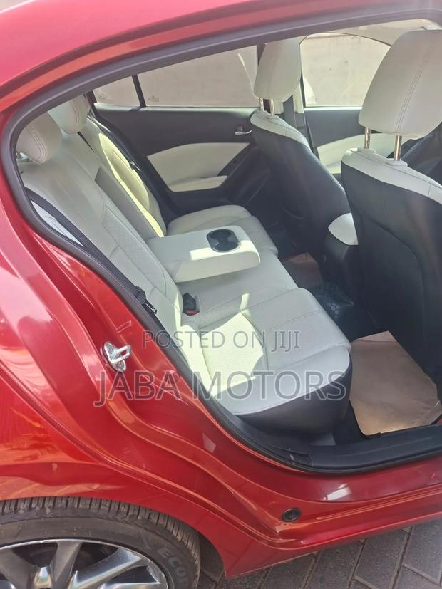 Mazda Axela 2017 Red