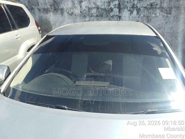 Toyota Mark X 2005 Silver