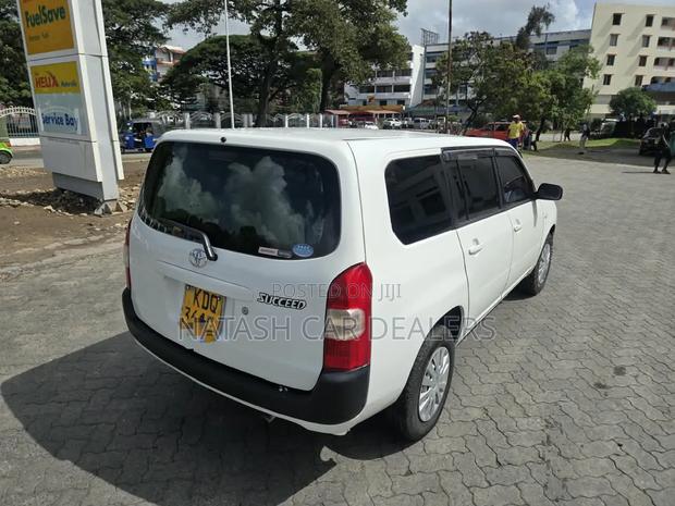 Toyota Succeed 2018 White