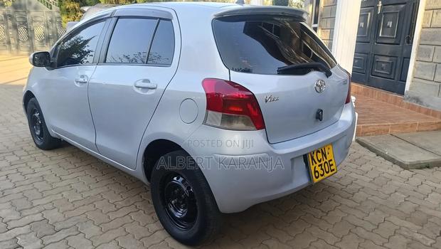 Toyota Vitz 2010 Purple