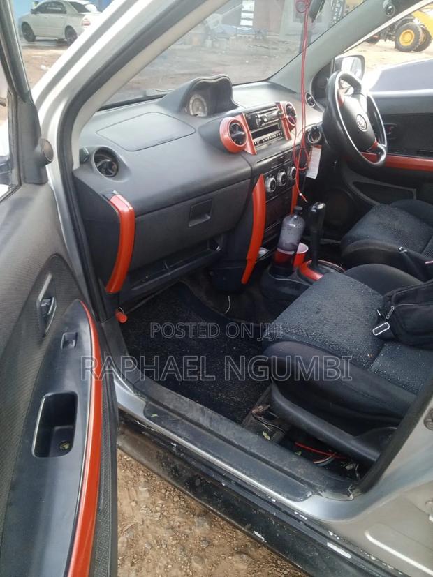 Toyota IST 2006 Gray