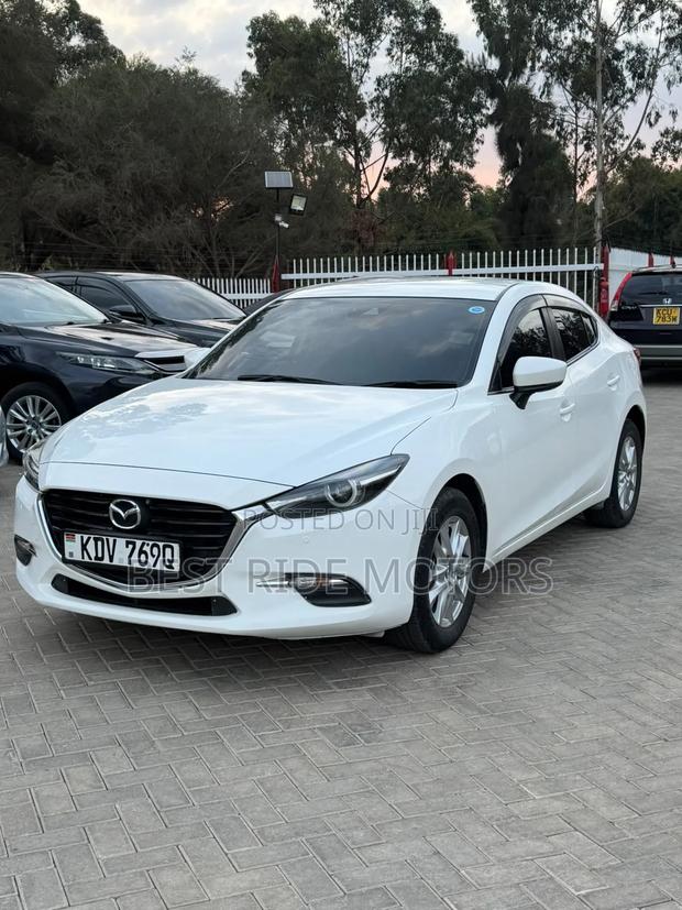 Mazda Axela 2018 White