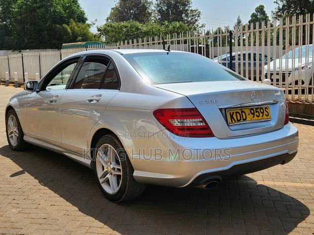 Mercedes-Benz C200 2014 Silver