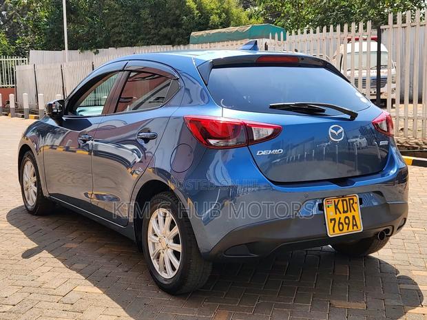 Mazda Demio 2017 Blue