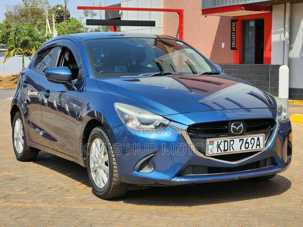 Mazda Demio 2017 Blue
