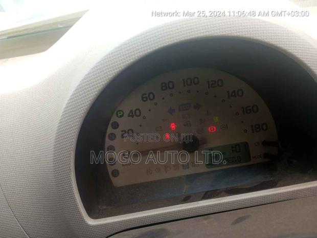Toyota Passo 2011 Beige