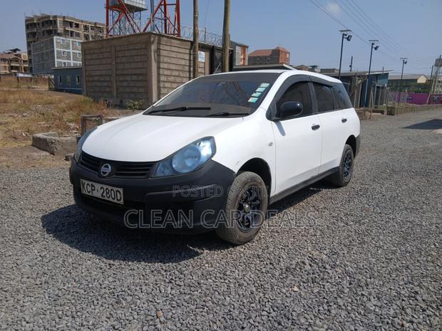 Nissan Advan 2011 White