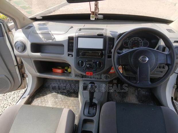 Nissan Advan 2011 White
