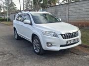 Toyota Vanguard 2013 Pearl for sale