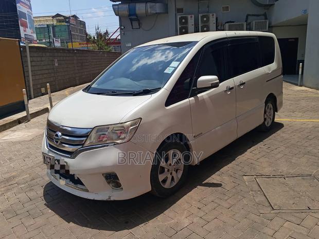 Nissan Serena 2012 White