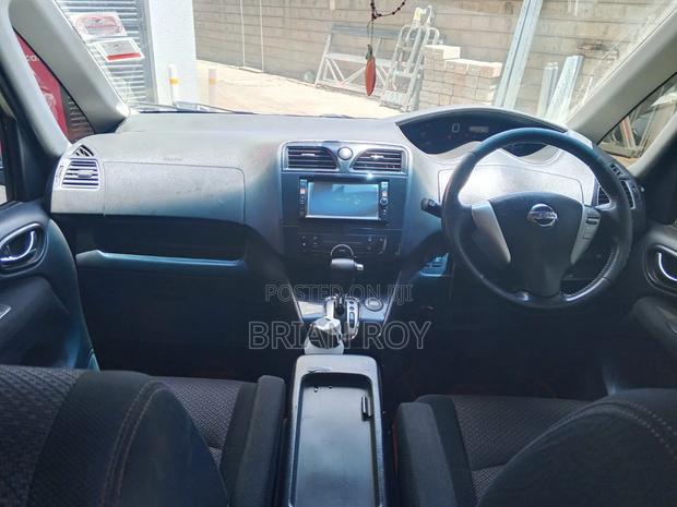 Nissan Serena 2012 White