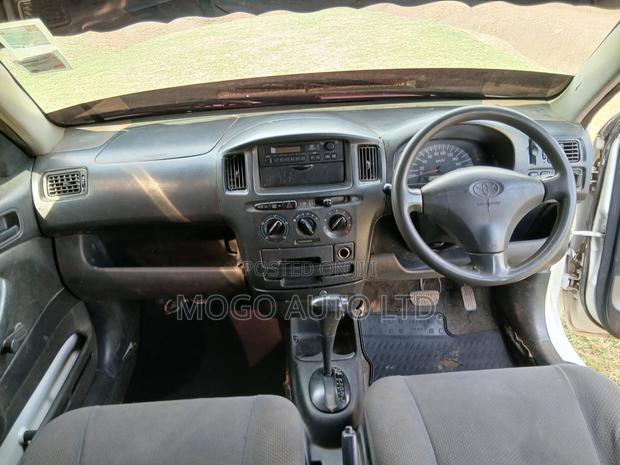 Toyota Probox 2010 White