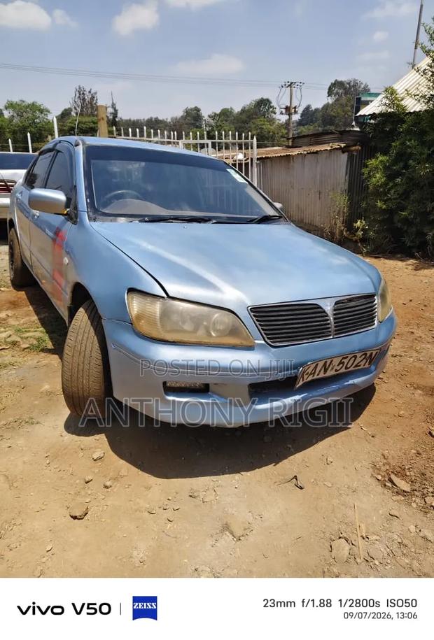 Mitsubishi Lancer 2001 Blue