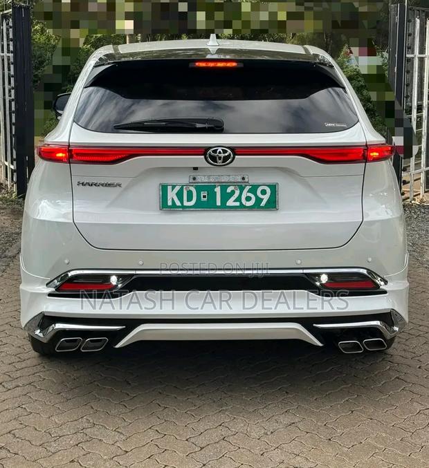 Toyota Harrier 2021 White