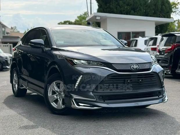 Toyota Harrier 2022 Black