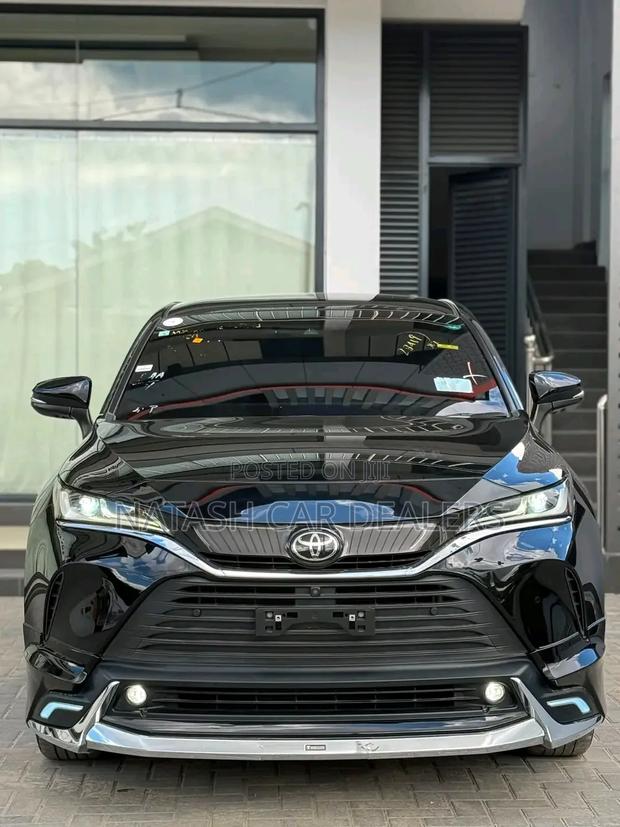 Toyota Harrier 2022 Black