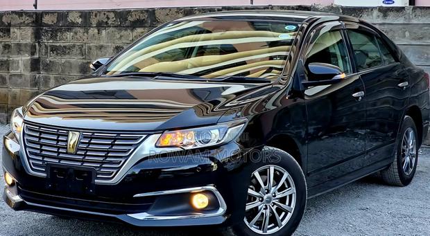 Toyota Premio 2021 Black