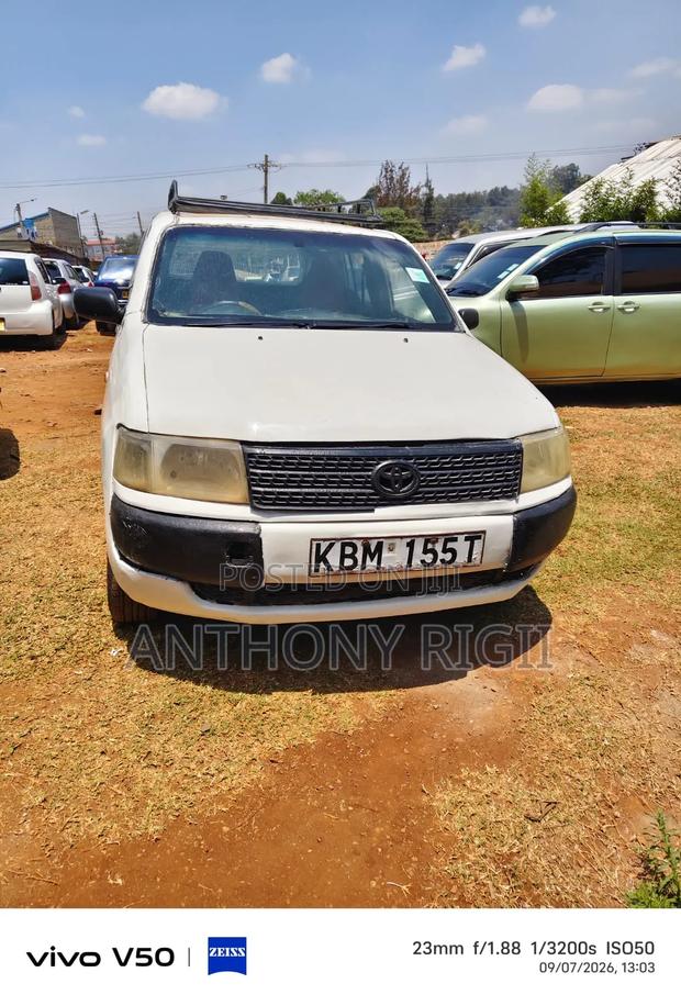 Toyota Probox 2004 White